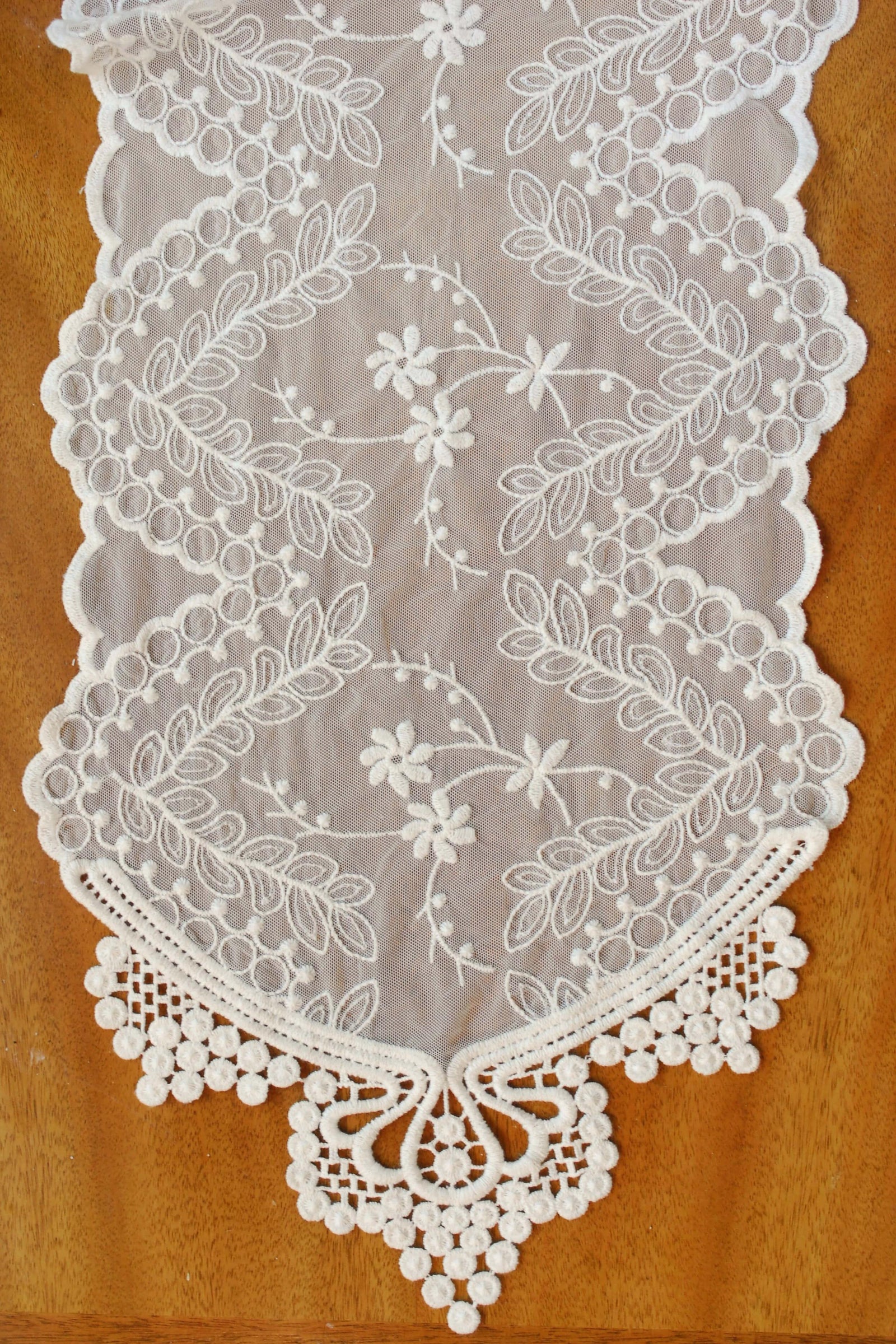 lace table runner chair sash ivory 12 x 74