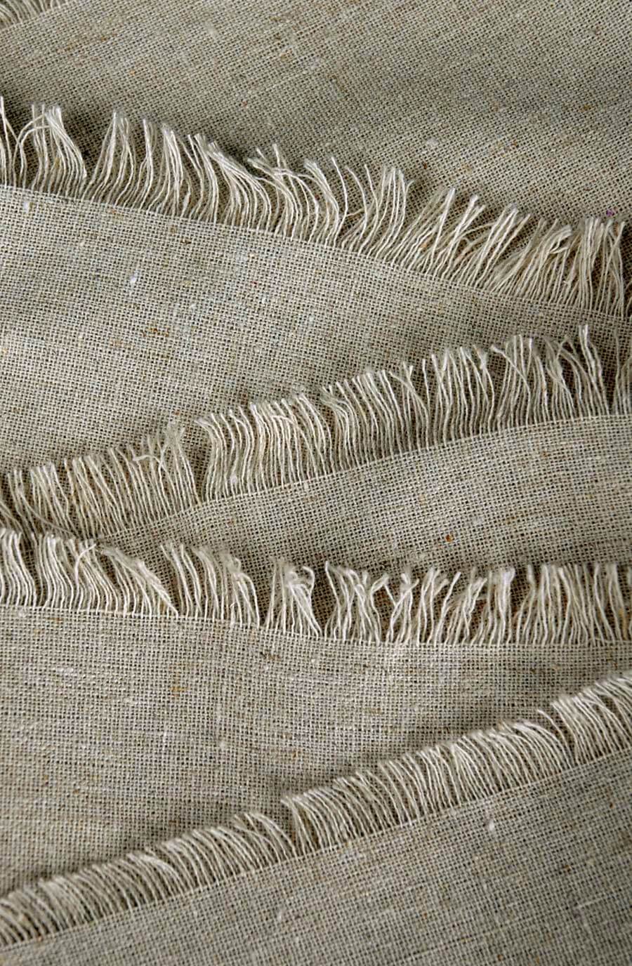 fringed edge linen table runner 12 5in x 120in| 
