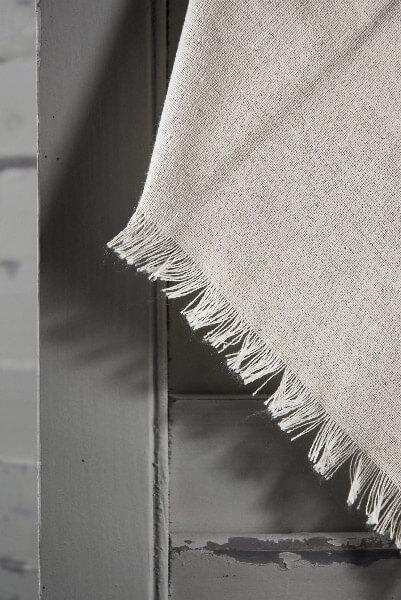 12 Linen Napkins with Fringe Edge 20in - view 3