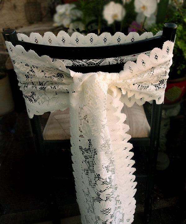 Table Runner Lace Ivory 13 x 96in - view 3