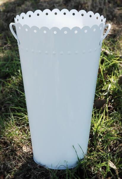 18" Scalloped WHITE ENAMEL Oval Flower Market Bucket with handles| 2523797...